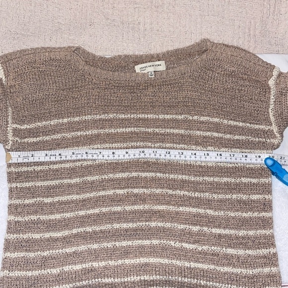 Women’s Jones New York Tan‎ with white straps knitted sweater size medium - Picture 3 of 8